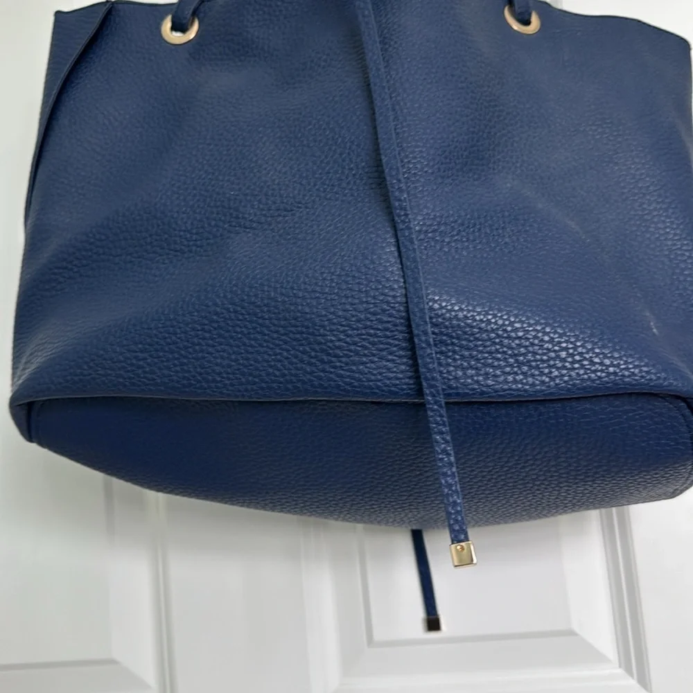 Shiraleah Chicago heavy blue leather tote - Picture 5 of 5